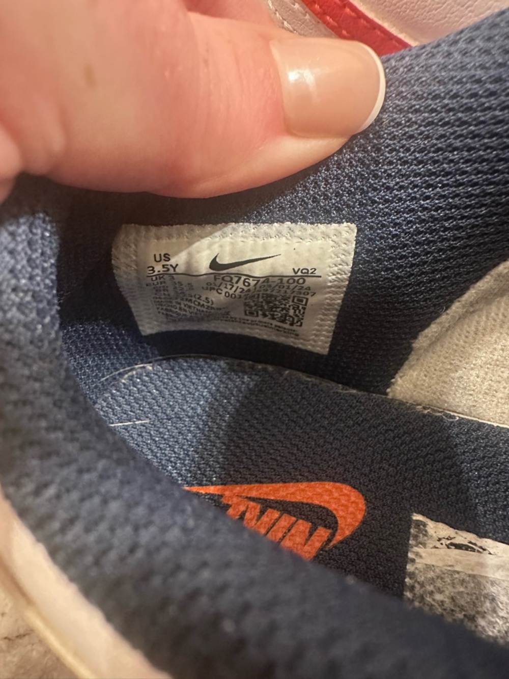 Nike Dunks. Kids White, Blue & Orange Low-Top Athletic Shoes - Picture 6 of 6